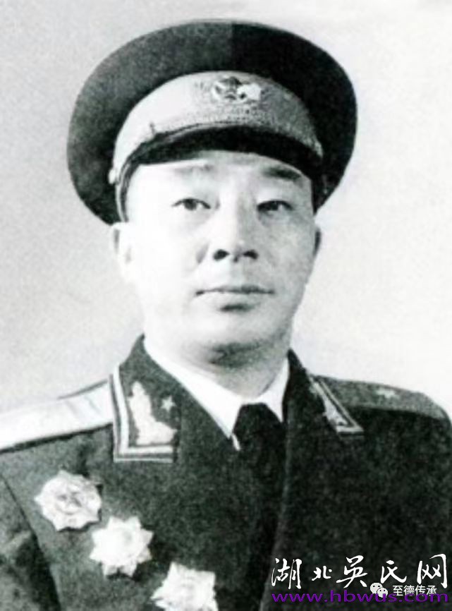 当代吴氏名流（34）：吴融锋少将