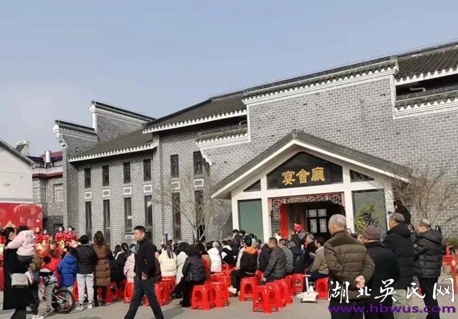 小年里的家乡味     ——吴家畈年宴，族人的团圆时刻